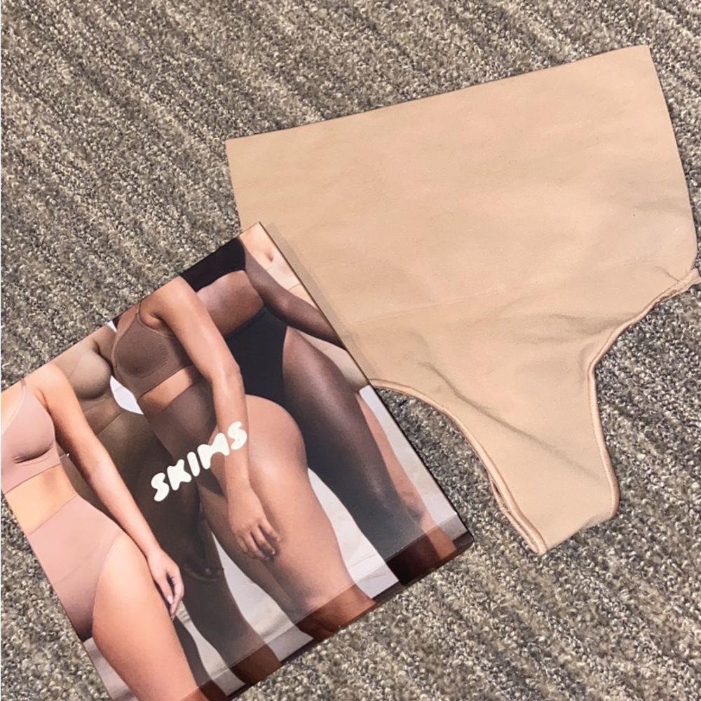 BRAND NEW SKIMS